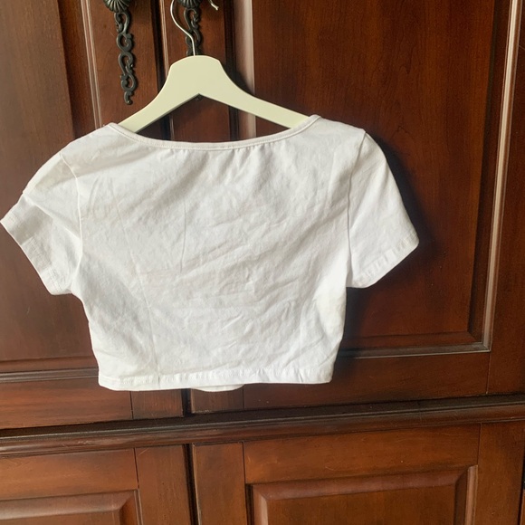 Medium SHEIN Basics Square Neck Solid Crop Tee - Picture 3 of 3